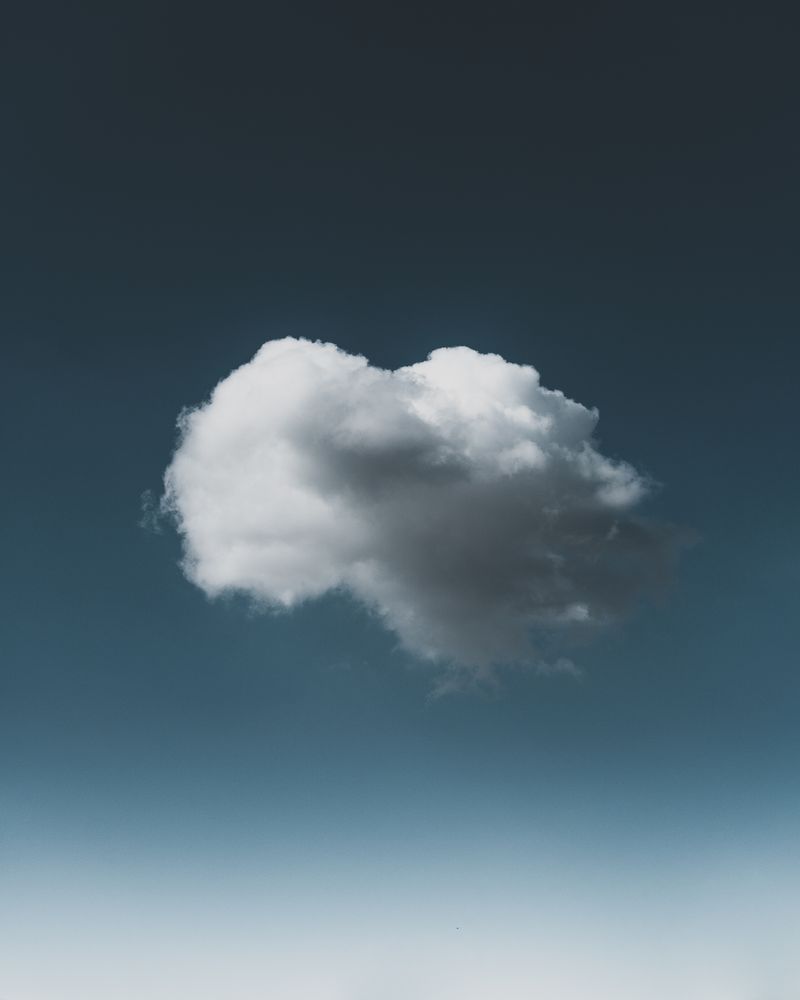 a picture of a cloud in the sky